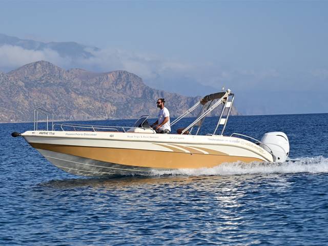 Boat Rental GT 23 Open 140 Hp in Peleochora Chania South Crete