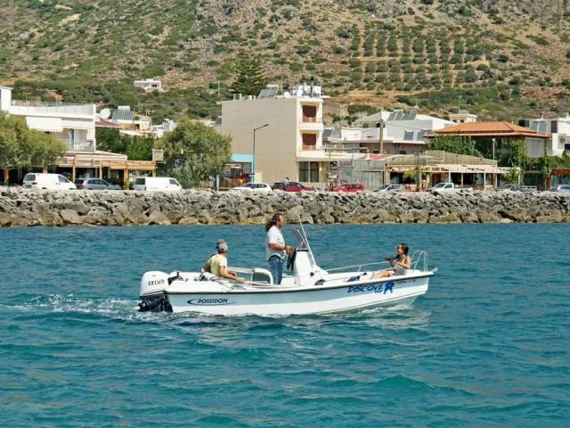 Boat Rental Poseidon P-499 T in Peleochora Chania South Crete